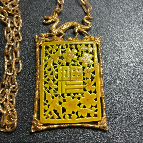 Vintage Signed ART Arthur Pepper Dragon & Yellow Enamel Pendant Necklace - Picture 3 of 10